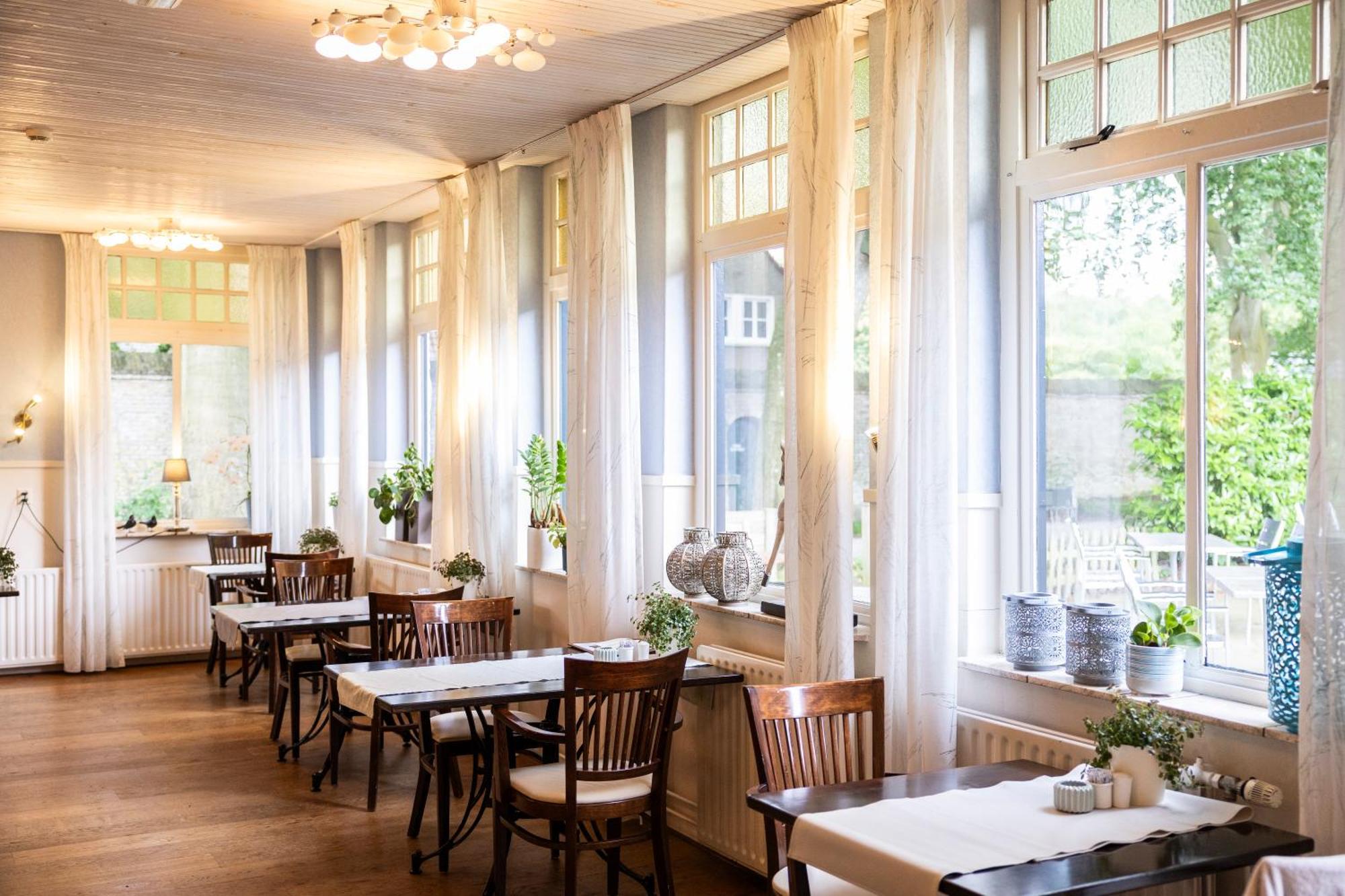 Hotel Jans Rijs Εξωτερικό φωτογραφία